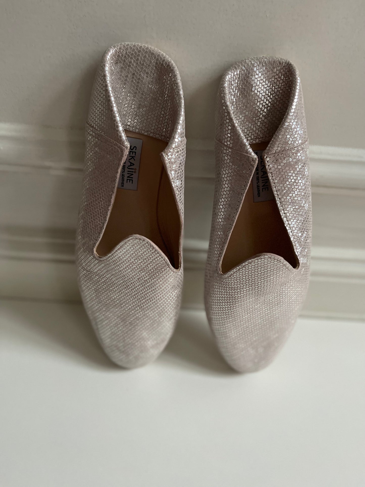 PEARLY ROSA