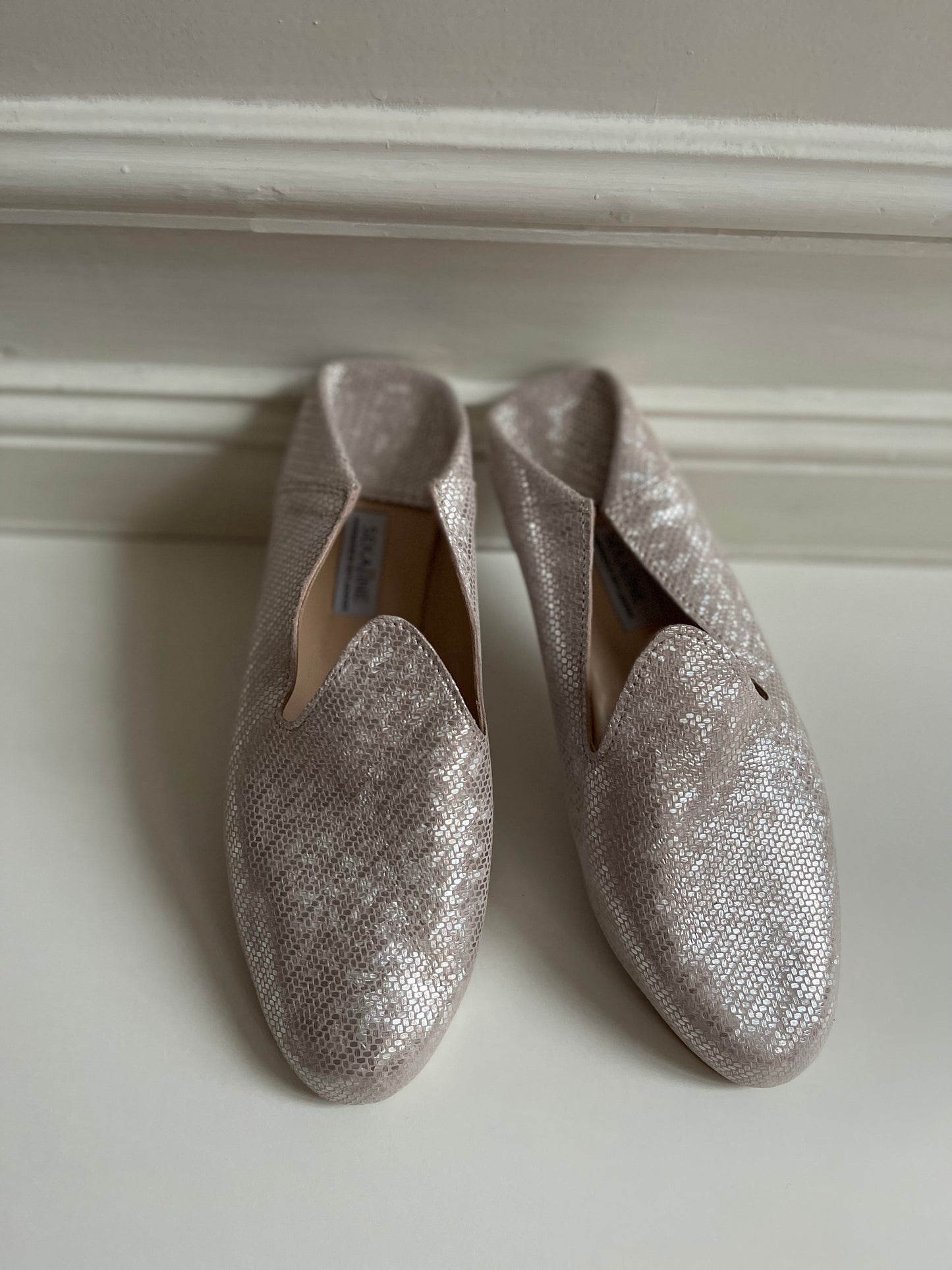 PEARLY ROSA