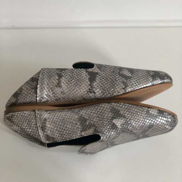 MOTHER-OF-PEARL SNAKESKIN