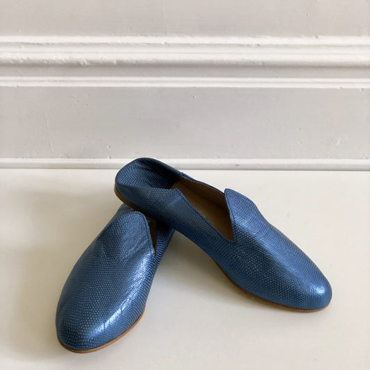 HYPNOTIC BLUE